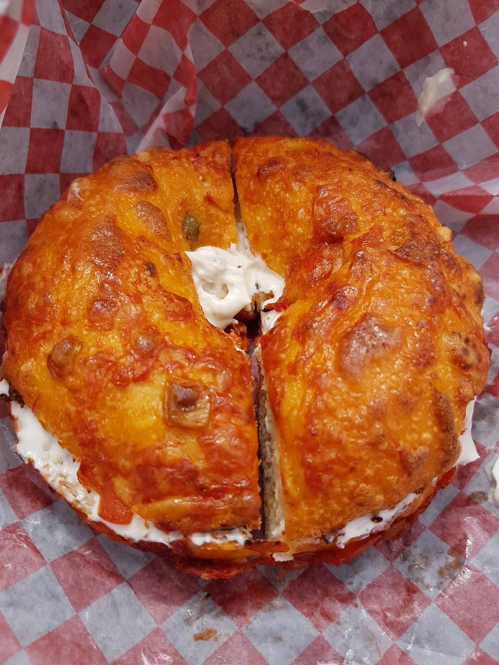Great Canadian Bagel | bakery | 411 Bayfield St Unit B12, Barrie, ON L4M 6E5, Canada | 7057397830 OR +1 705-739-7830