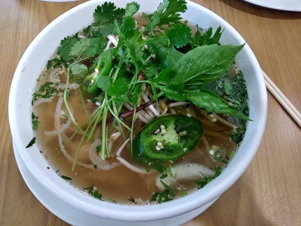 Pho La | restaurant | 13777 Nacogdoches Rd #101, San Antonio, TX 78217, USA | 2105901882 OR +1 210-590-1882