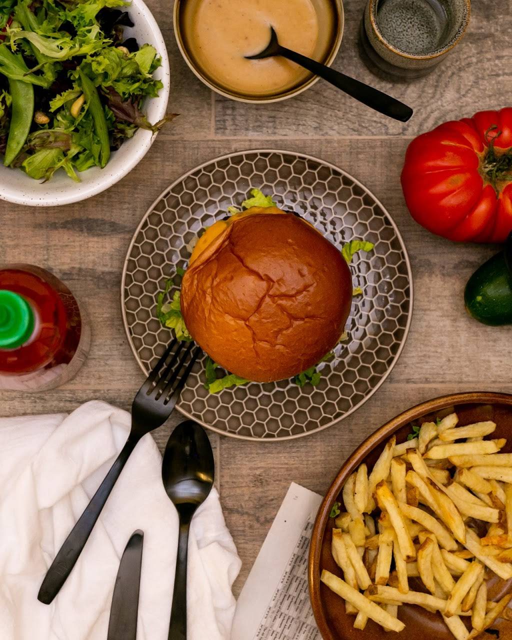 Sams Diner To Go | restaurant | 2601 S 24th St, Phoenix, AZ 85034, USA | 6026757267 OR +1 602-675-7267