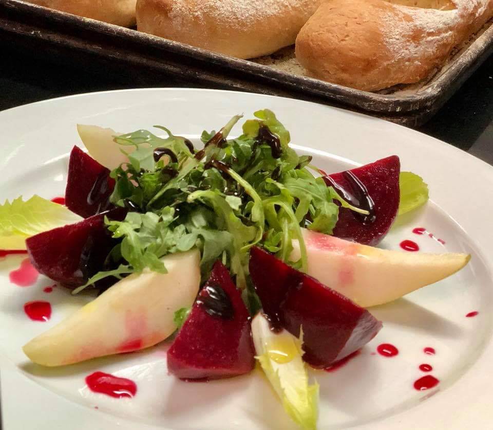 The Daily Dish | restaurant | 8301 Grubb Rd, Silver Spring, MD 20910, USA | 3015886300 OR +1 301-588-6300