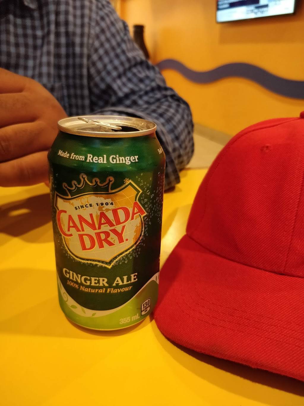 Osmows Shawarma | restaurant | 2406 Bloor St W, Toronto, ON M6S 1P9, Canada | 4165192779 OR +1 416-519-2779