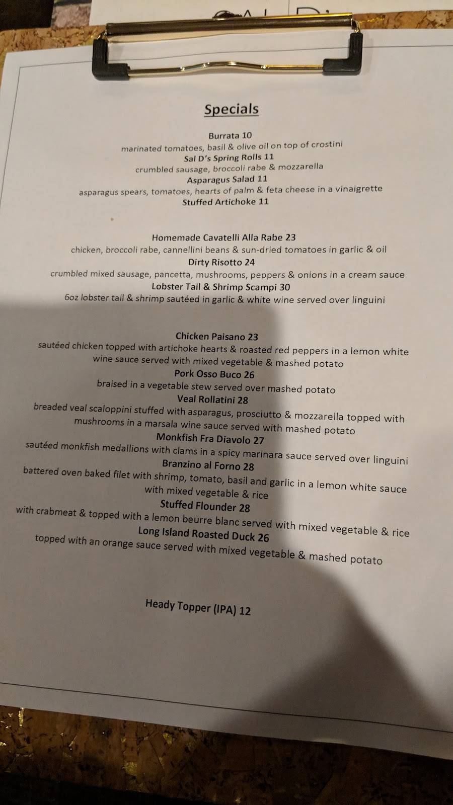 Sal Ds | restaurant | 208 Wall St, Halesite, NY 11743, USA | 6315490643 OR +1 631-549-0643