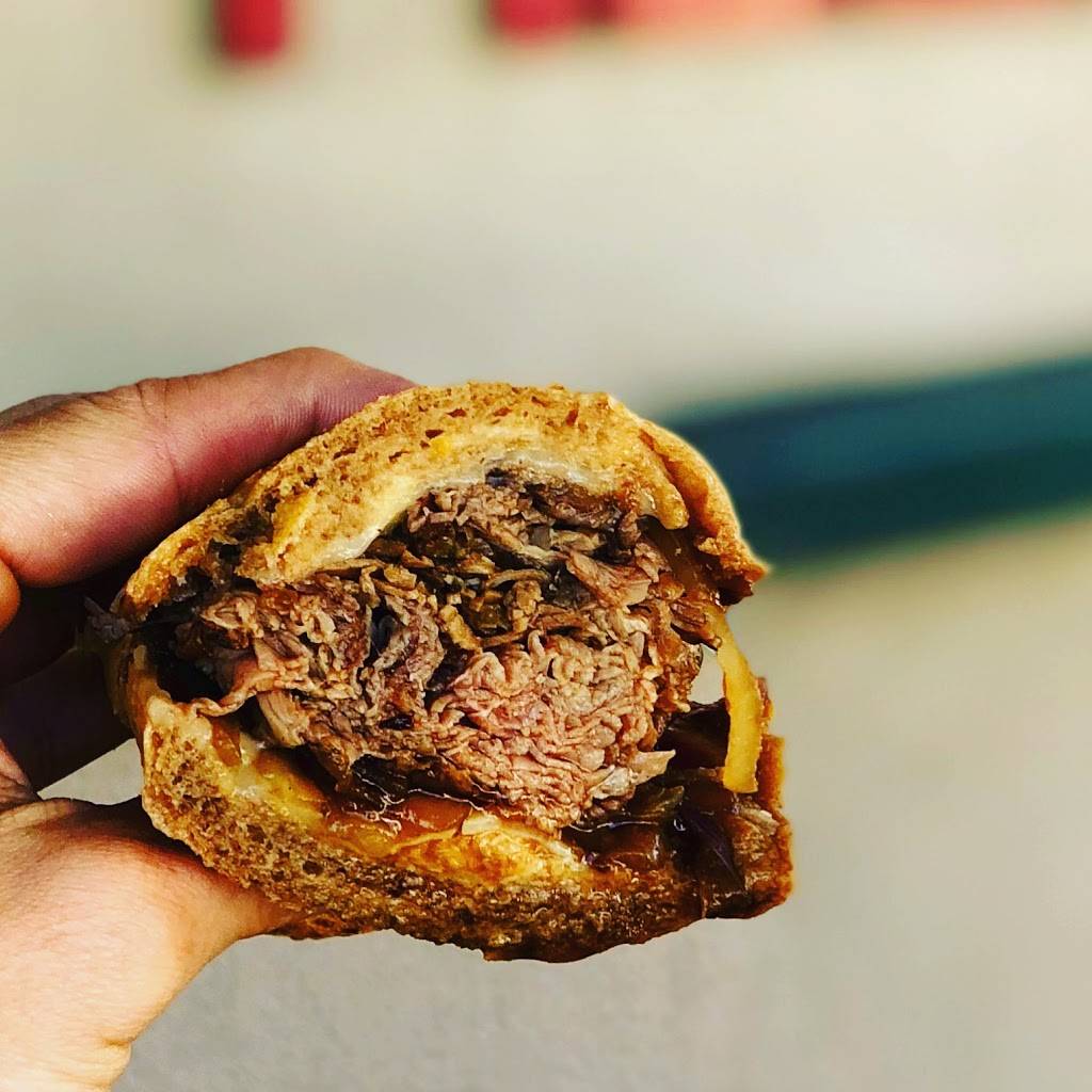 Georgees Pizza | meal delivery | 720 Foothill Blvd, La Cañada Flintridge, CA 91011, USA | 8187900637 OR +1 818-790-0637