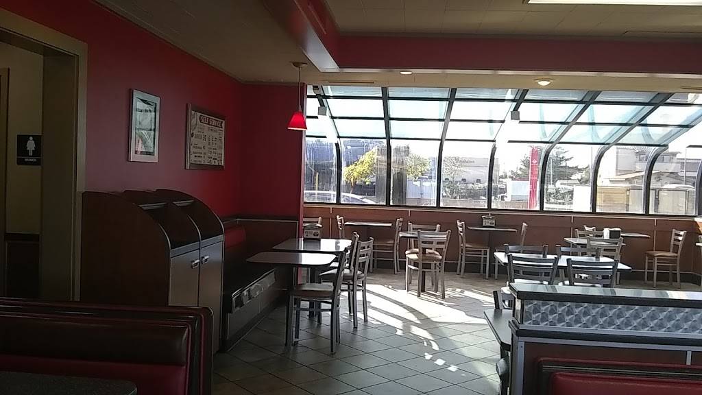 Carls Jr. | restaurant | 2185 S Broadway, Santa Maria, CA 93454, USA | 8059282120 OR +1 805-928-2120