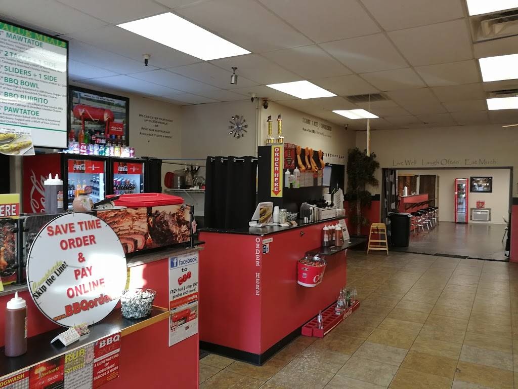 Maw n Paw BBQ | restaurant | 2686 N Clovis Ave, Fresno, CA 93727, USA | 5593489559 OR +1 559-348-9559