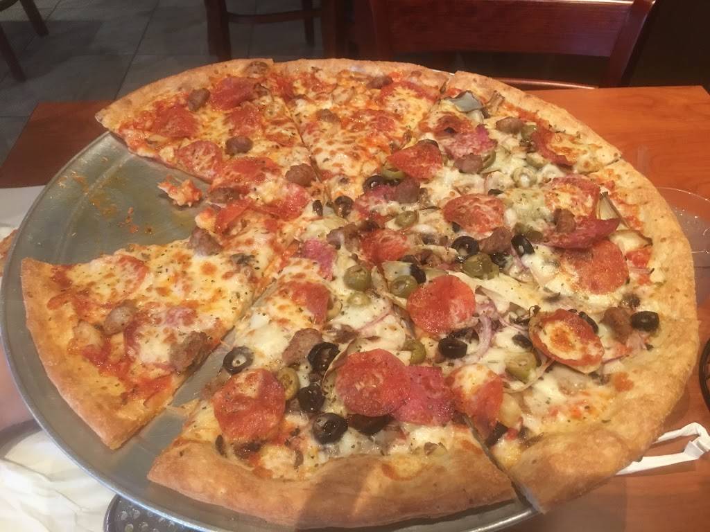 Pizza Lounge | restaurant | 10555 Pearland Pkwy j, Houston, TX 77089, USA | 7133802899 OR +1 713-380-2899