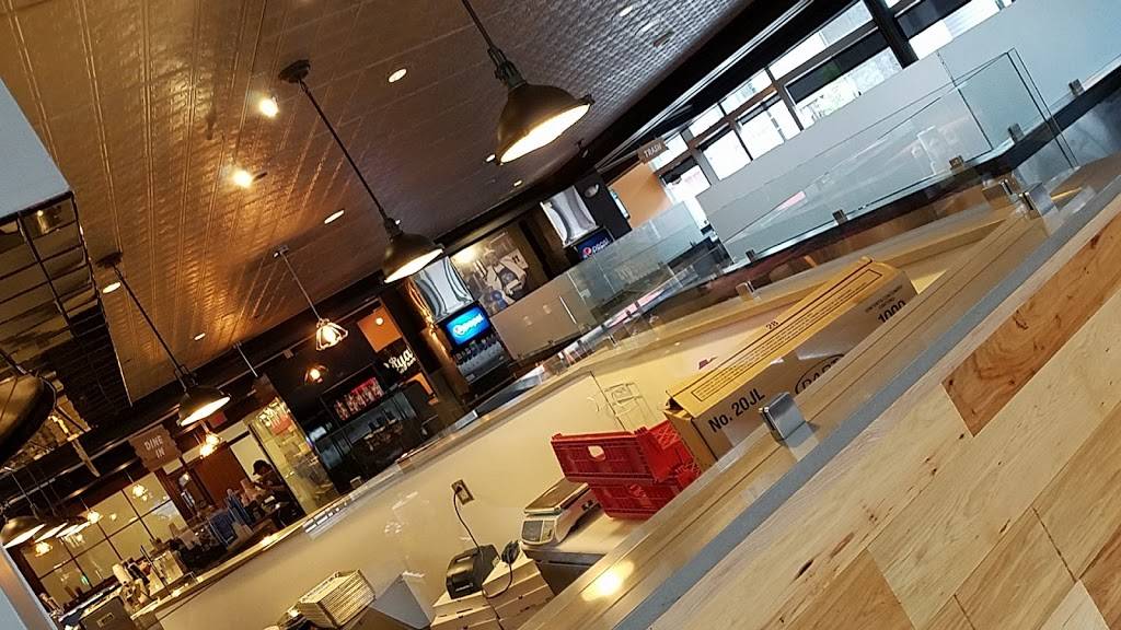 Plowboys Barbeque | restaurant | 1111 Main St, Kansas City, MO 64105, USA | 8162217569 OR +1 816-221-7569