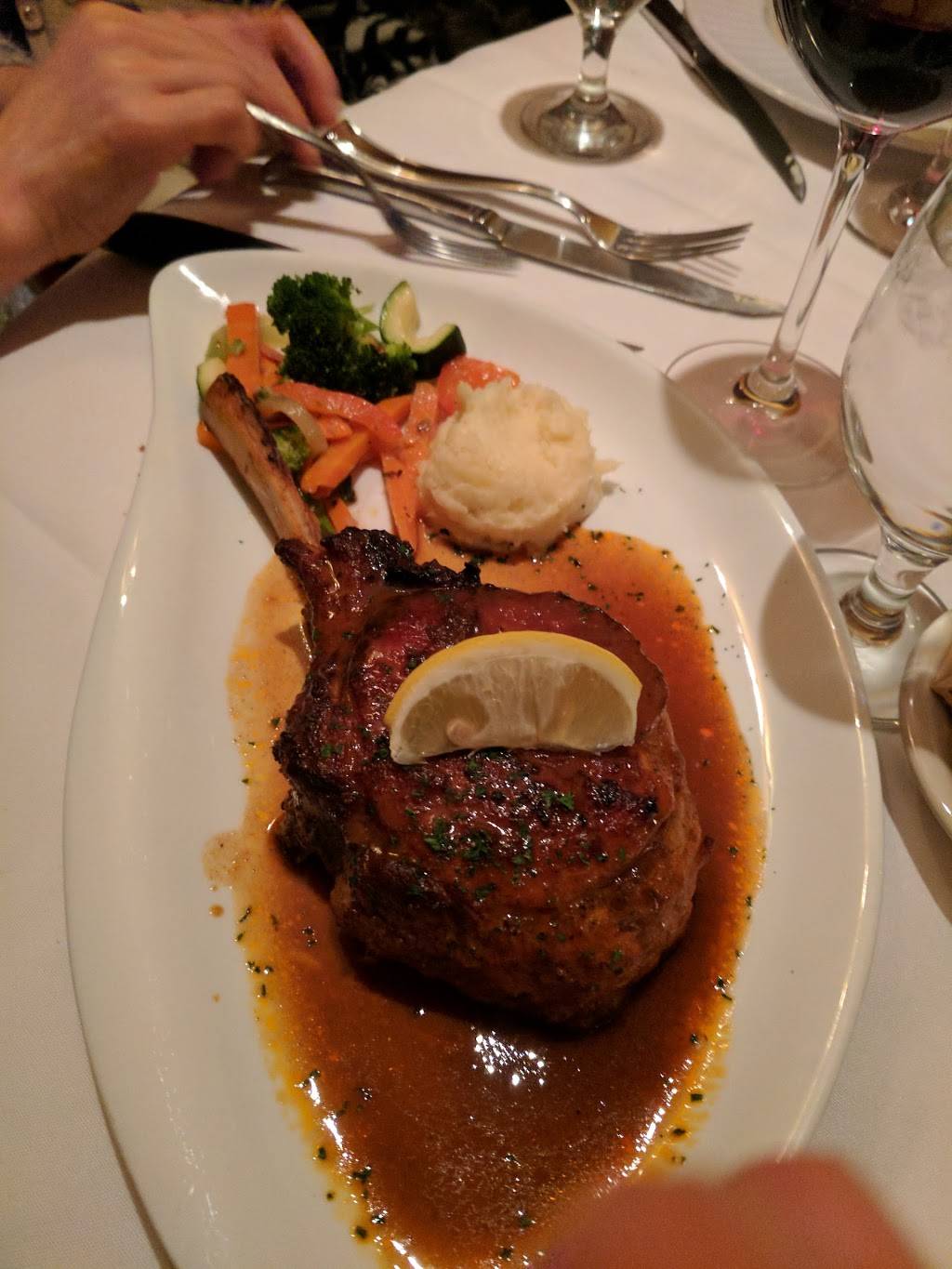 Da Domenico Ristorante | restaurant | 1992 Chain Bridge Rd, Tysons, VA 22102, USA | 7037909000 OR +1 703-790-9000