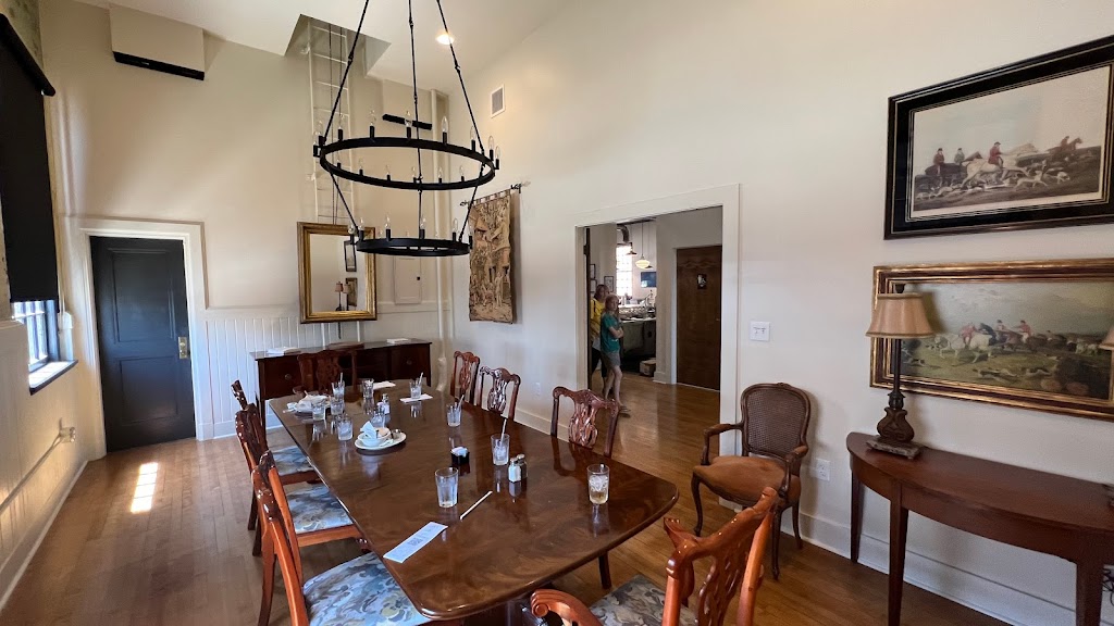 Livingston’s Soda Fountain & Grill | restaurant | 60 S Washington Ave, Brownsville, TN 38012, USA | 7317342041 OR +1 731-734-2041