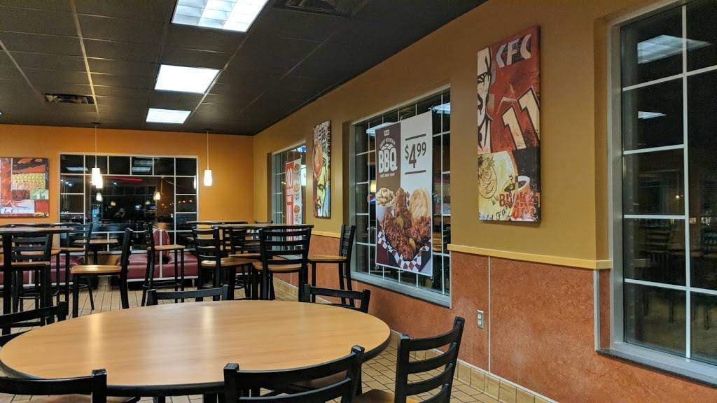 KFC | restaurant | 8026 39th Ave, Kenosha, WI 53142, USA | 2626979109 OR +1 262-697-9109