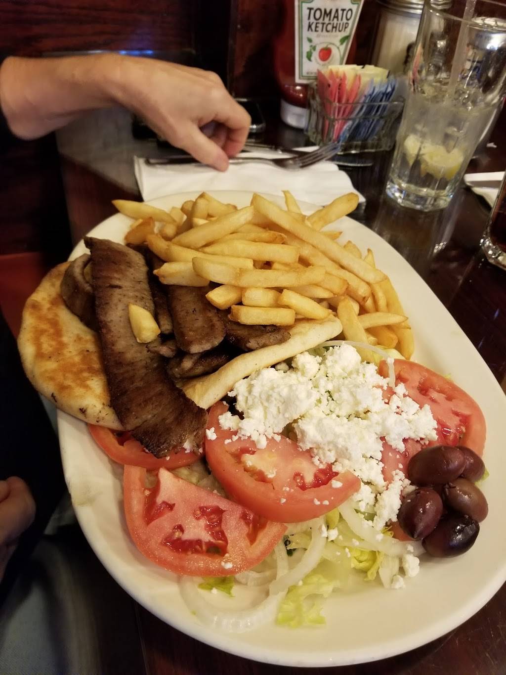 Avenita Diner | restaurant | 83-23 Parsons Blvd, Jamaica, NY 11432, USA | 7182978540 OR +1 718-297-8540