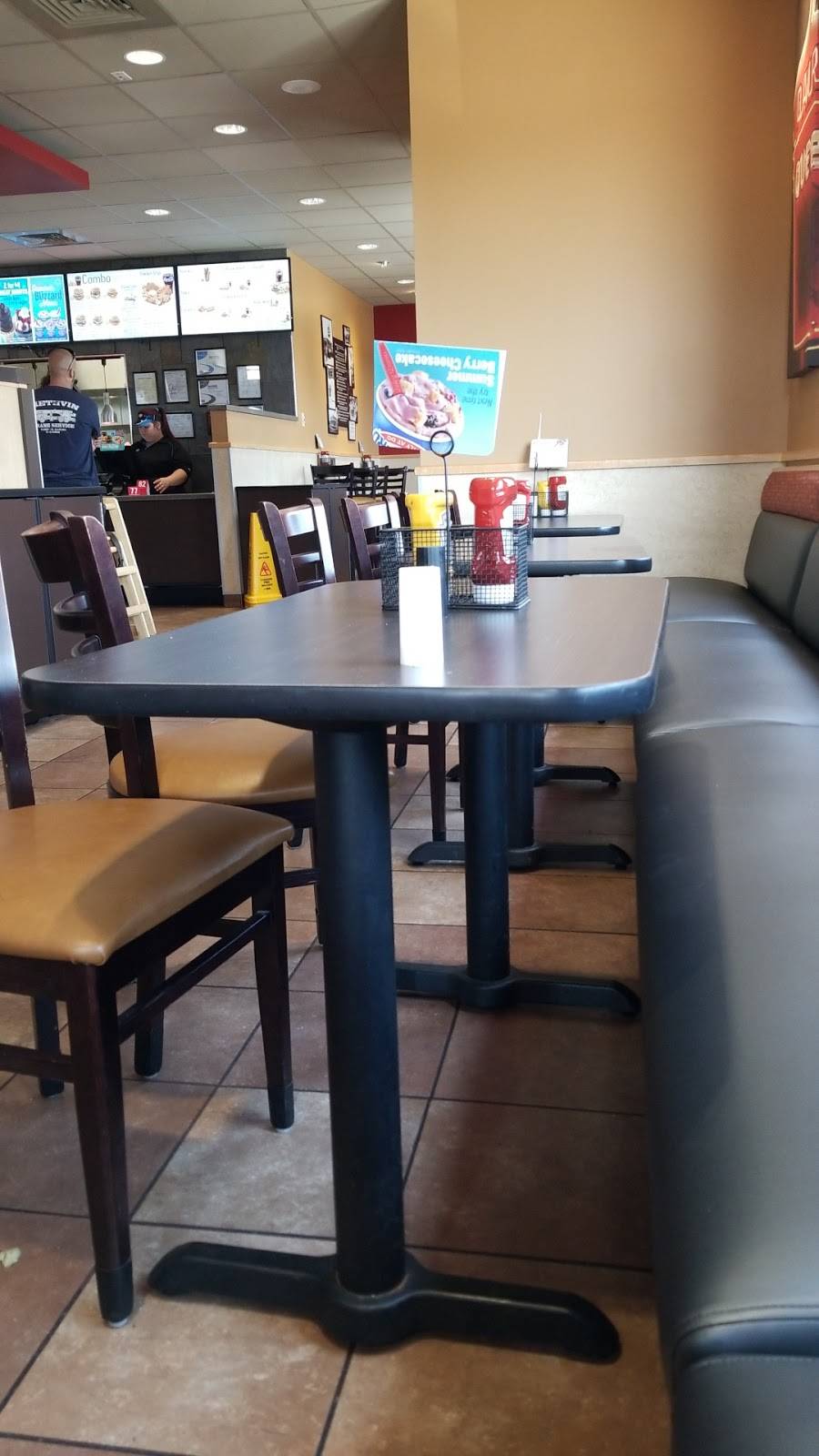 Dairy Queen Grill & Chill | restaurant | 1601 Avalon Ave, Muscle Shoals, AL 35661, USA | 2563665376 OR +1 256-366-5376