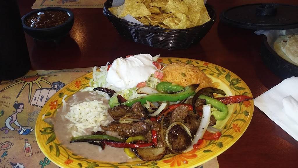 Fajitas Mexican Restaurant - COUNTRYSIDE | restaurant | 6510 Joliet Rd, Countryside, IL 60525, USA | 7083528226 OR +1 708-352-8226