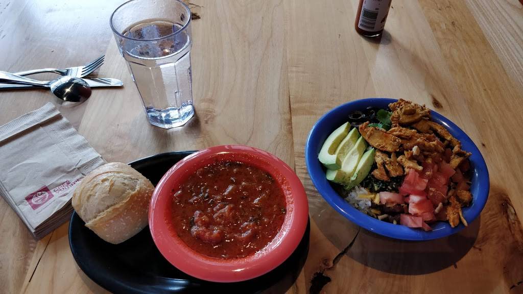 Cafe Yumm! - NE 7th & Holladay | restaurant | 1010 NE 7th Ave, Portland, OR 97232, USA | 5032369866 OR +1 503-236-9866