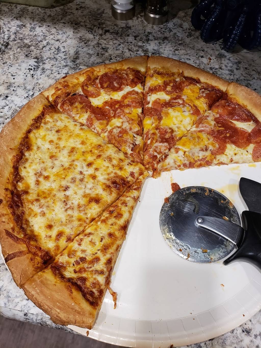 Papa Murphys Take N Bake Pizza | meal takeaway | 130 Hays Ln Suite 120, Wilmington, NC 28411, USA | 9108218719 OR +1 910-821-8719