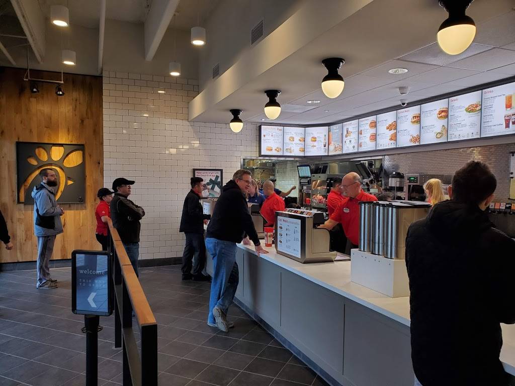 Chick-fil-A | restaurant | 538 Maple Ave W, Vienna, VA 22180, USA | 5713633944 OR +1 571-363-3944