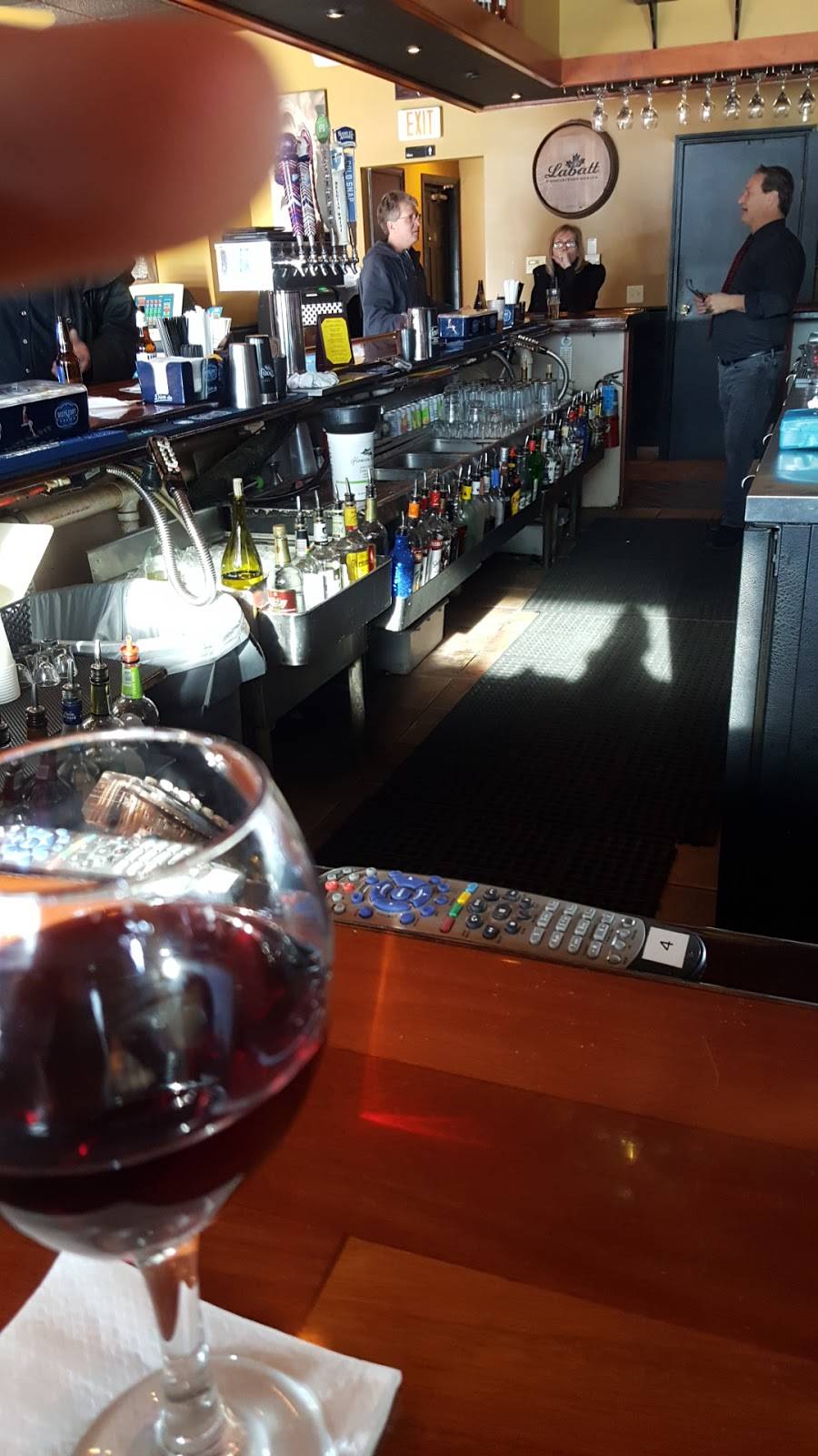 Pages Gastropub & Cafe | restaurant | 4725 Transit Rd, Depew, NY 14043, USA | 7166080172 OR +1 716-608-0172