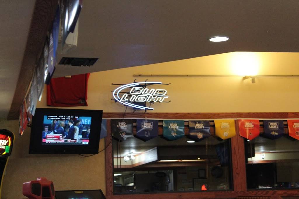 Pizza Hut | restaurant | 490 N State St, San Jacinto, CA 92583, USA | 9514872300 OR +1 951-487-2300