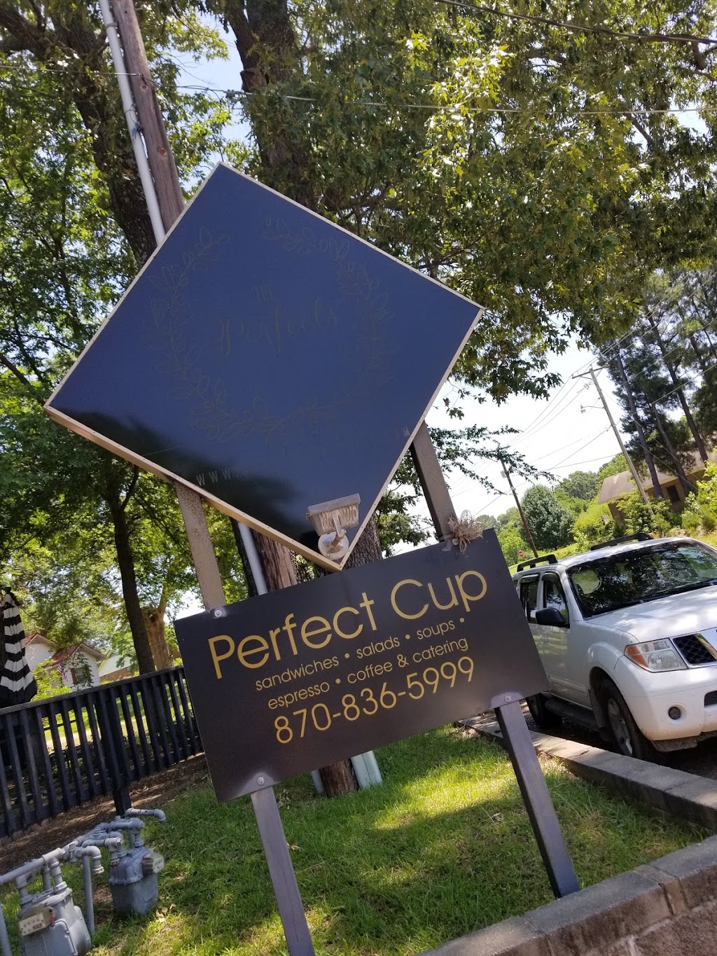 Perfect Cup | cafe | 1226 Country Club Rd, Camden, AR 71701, USA | 8708365999 OR +1 870-836-5999