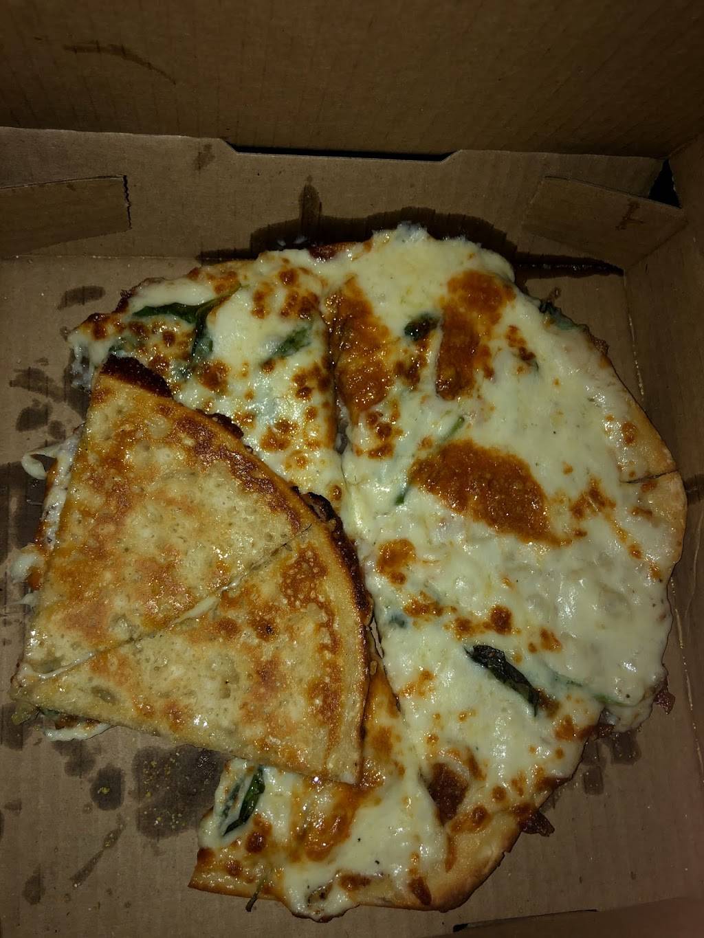 Austins Pizza Cuernavaca | restaurant | 1705 N Cuernavaca Dr N, Austin, TX 78733, USA | 5127958888 OR +1 512-795-8888