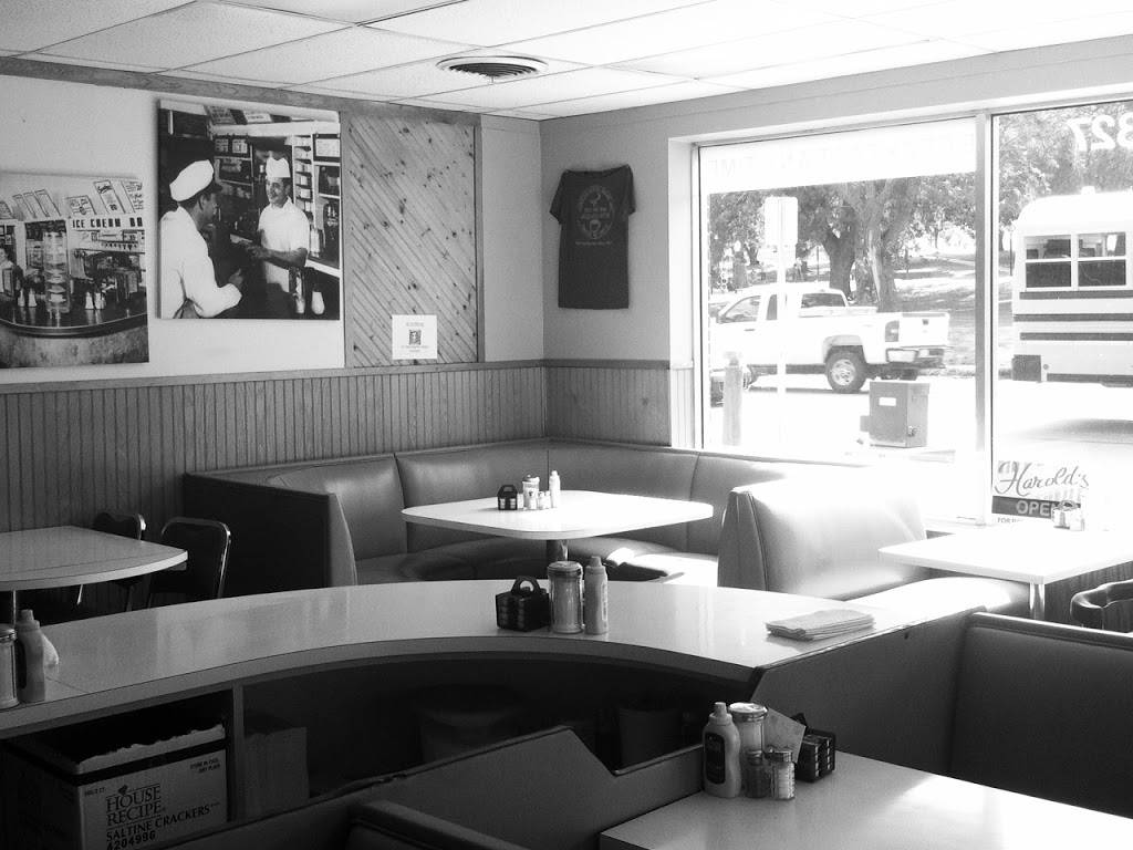 Harolds Koffee House | cafe | 8327 N 30th St, Omaha, NE 68112, USA | 4024519776 OR +1 402-451-9776