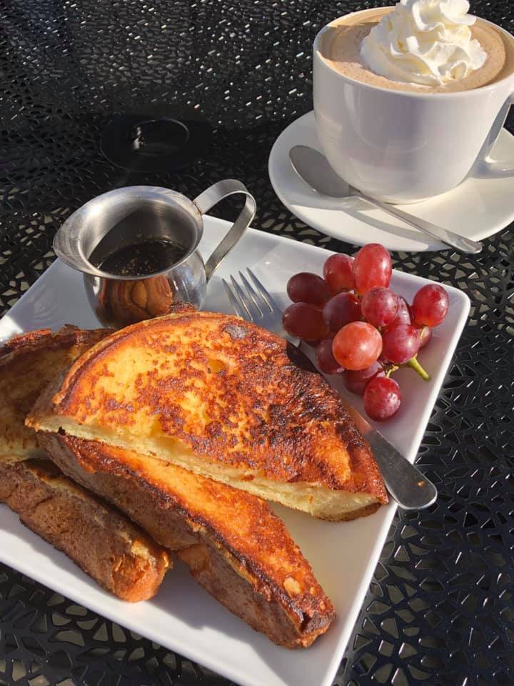 Belladonna Tea & Coffee | cafe | 101 W Van Emmon St, Yorkville, IL 60560, USA | 6308829217 OR +1 630-882-9217