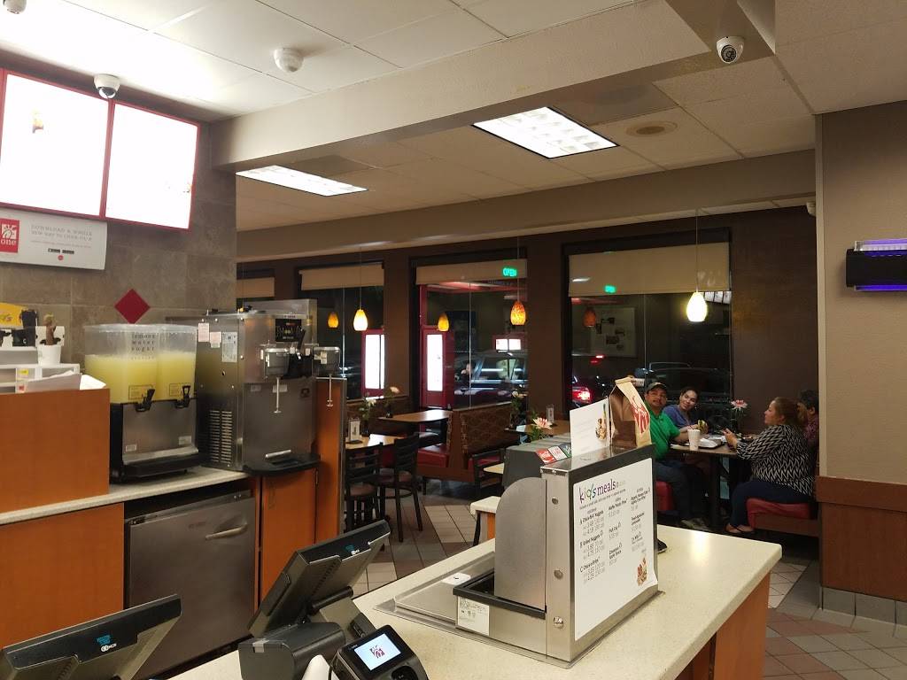 Chick-fil-A | restaurant | 5001 Beechnut St, Houston, TX 77096, USA | 7138397700 OR +1 713-839-7700