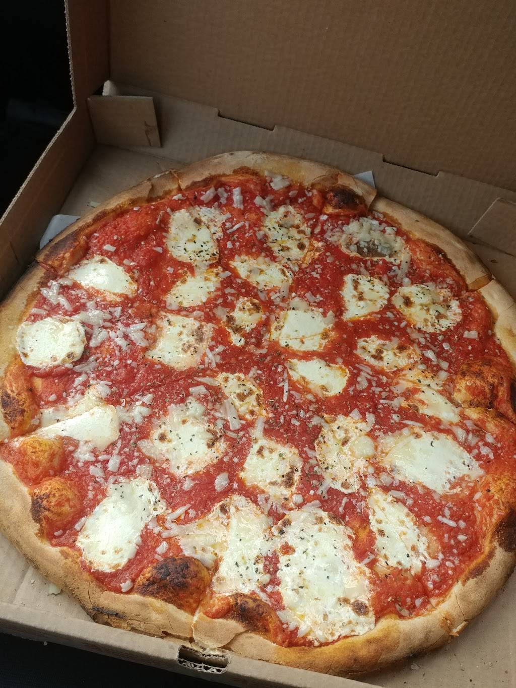 JT Straws Pizza & Barbeque | restaurant | 124 Lincoln Ave, Hawthorne, NJ 07506, USA | 9736366626 OR +1 973-636-6626