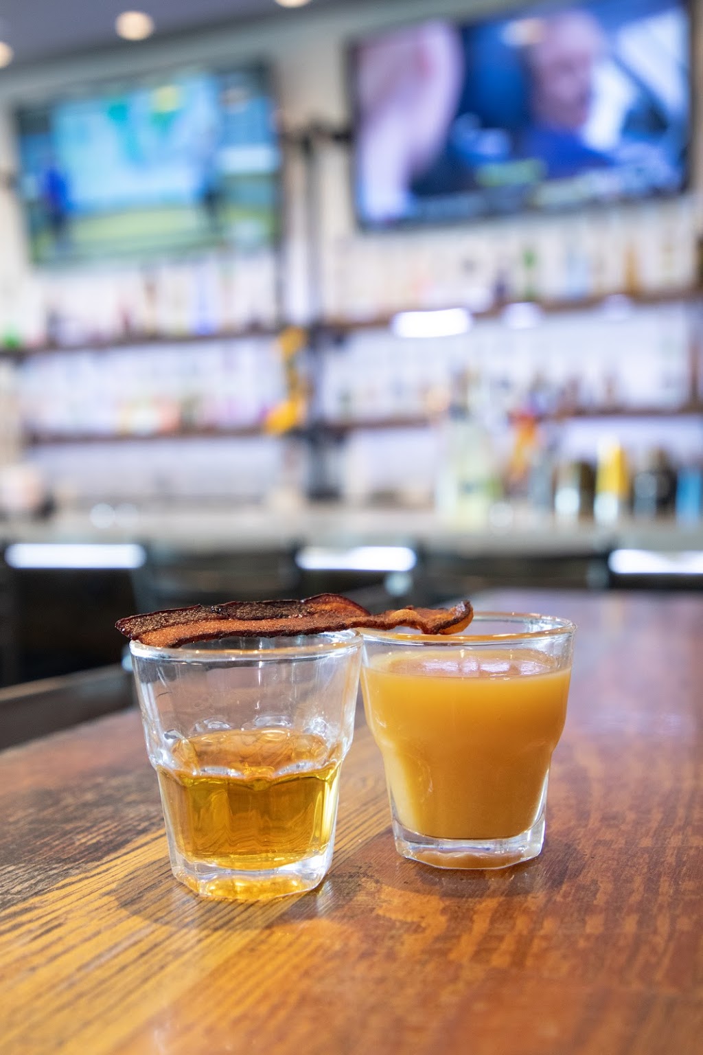 Spectators Bar & Grill - Lake Pointe | restaurant | 1525 Lake Pointe Pkwy Suite 100, Sugar Land, TX 77478, USA | 3468747275 OR +1 346-874-7275