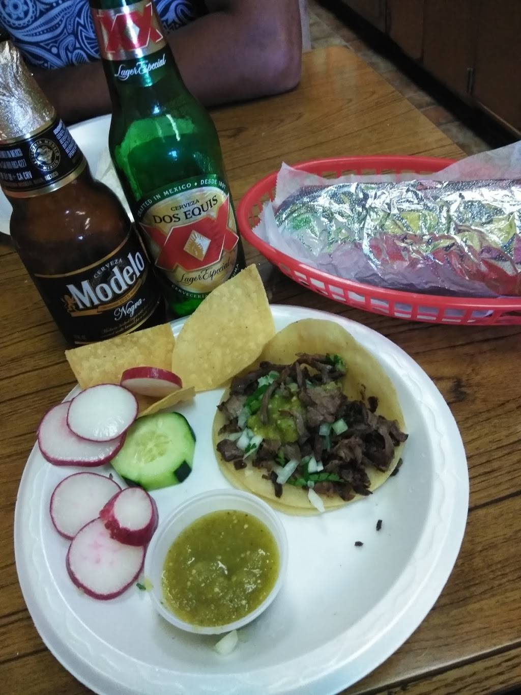 El Charro | restaurant | 16922 Main St E, Hesperia, CA 92345, USA | 7609472408 OR +1 760-947-2408