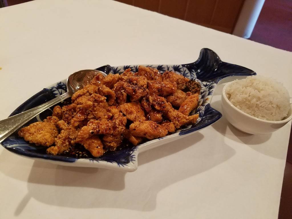 Siri Thai Two | restaurant | 40 W Palatine Rd, Palatine, IL 60067, USA | 8477767600 OR +1 847-776-7600