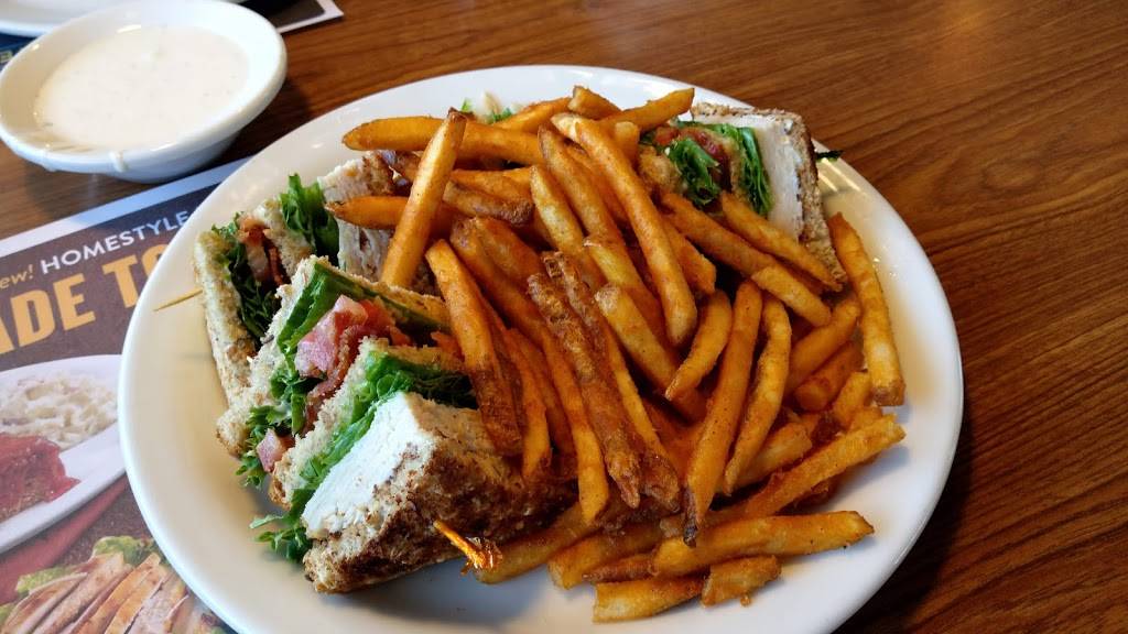 Dennys | restaurant | 6305 Joshua Palmer Way, Banning, CA 92220, USA | 9518452813 OR +1 951-845-2813