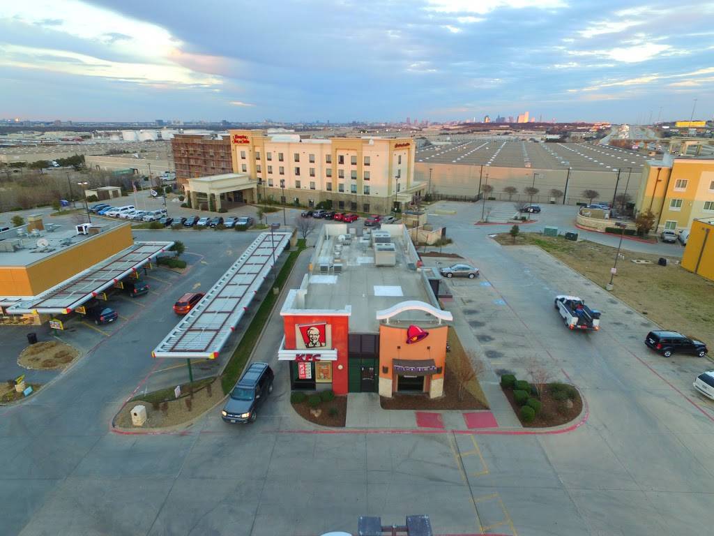 KFC | restaurant | 1702 N Cockrell Hill Rd, Dallas, TX 75212, USA | 2149517823 OR +1 214-951-7823