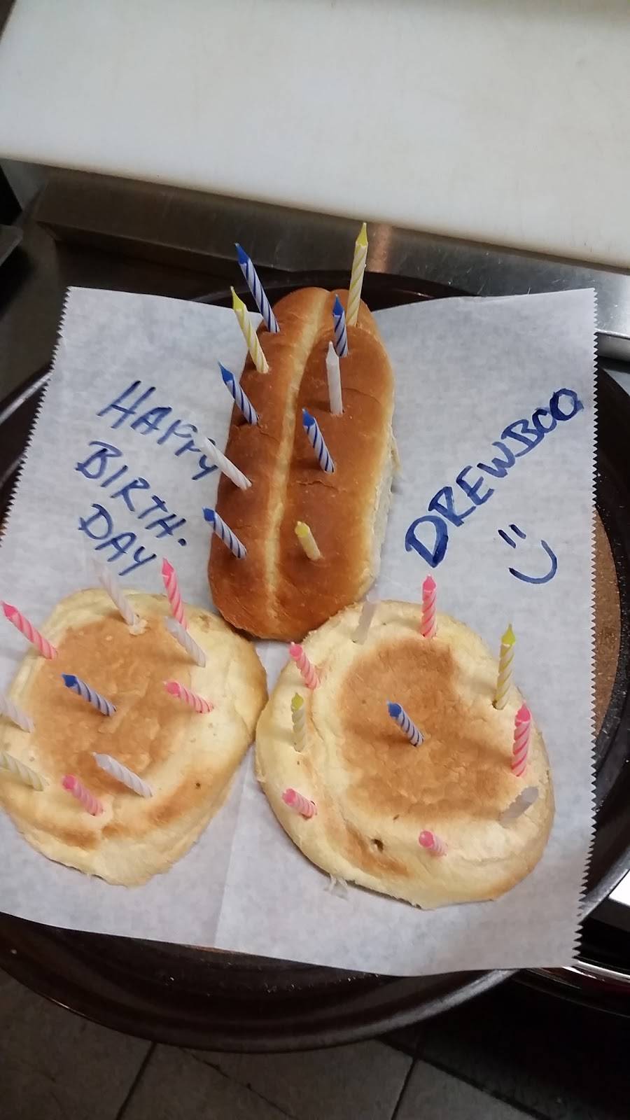 BS Bar And Grill | restaurant | 10471 St Charles Rock Rd, St Ann, MO 63074, USA | 3144234111 OR +1 314-423-4111