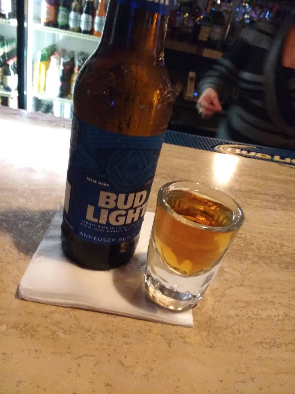 Grotto Bar & Grill | restaurant | 403 Perry Hwy, Pittsburgh, PA 15229, USA | 4123010921 OR +1 412-301-0921