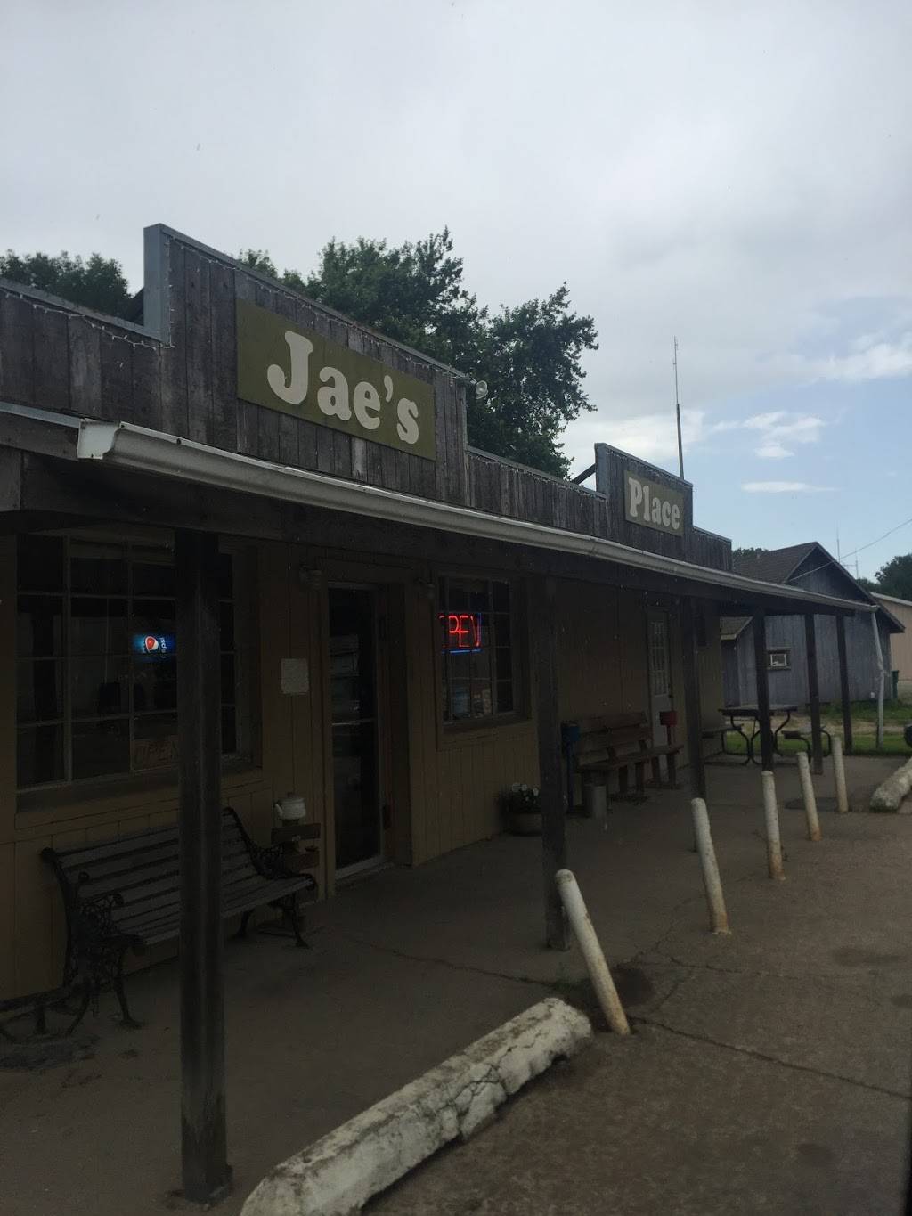 Jaes Place | restaurant | 204 3rd St, Winchester, KS 66097, USA | 9137742045 OR +1 913-774-2045