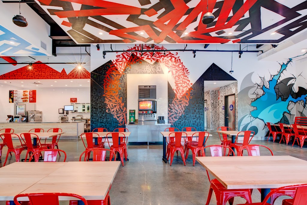 Daves Hot Chicken | restaurant | 2379 Iron Point Rd Ste 100, Folsom, CA 95630, USA | 2792788599 OR +1 279-278-8599