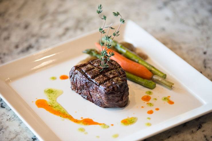 Farraddays | restaurant | 777 Main St, Cape Girardeau, MO 63701, USA | 5737307579 OR +1 573-730-7579