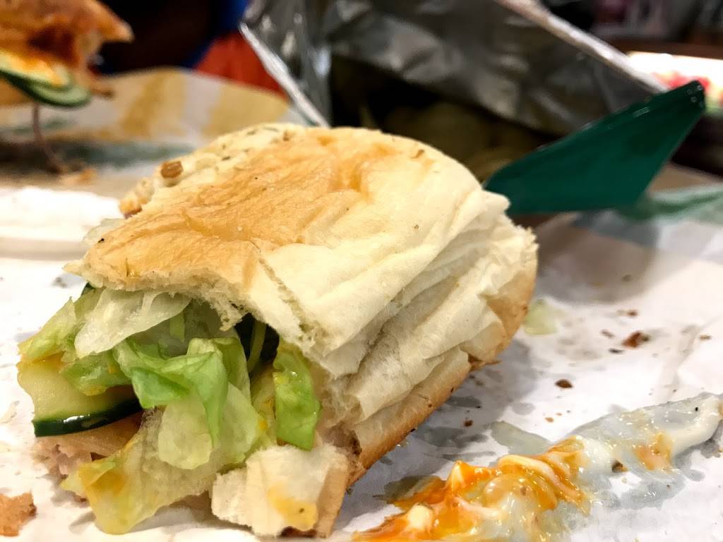 Subway | meal takeaway | 16001 Redmond Way, Redmond, WA 98052, USA | 4258859210 OR +1 425-885-9210