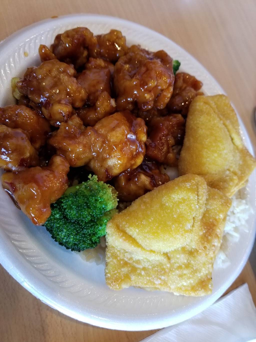 Rainbow China | meal takeaway | 8017 State Line Rd, Kansas City, MO 64114, USA | 8165238888 OR +1 816-523-8888