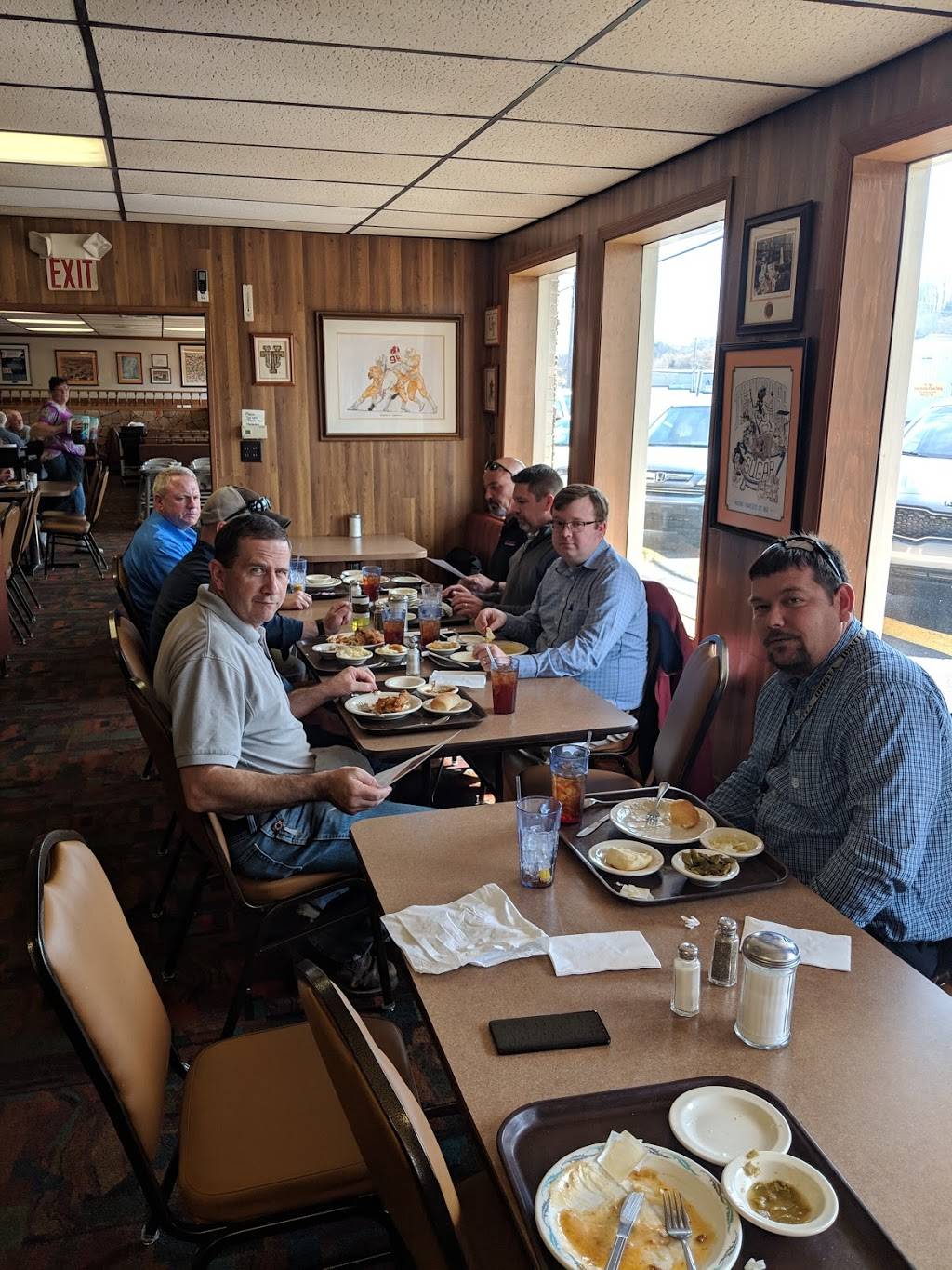 Wrights Cafeteria | restaurant | 5403 N Middlebrook Pike, Knoxville, TN 37921, USA | 8655882040 OR +1 865-588-2040