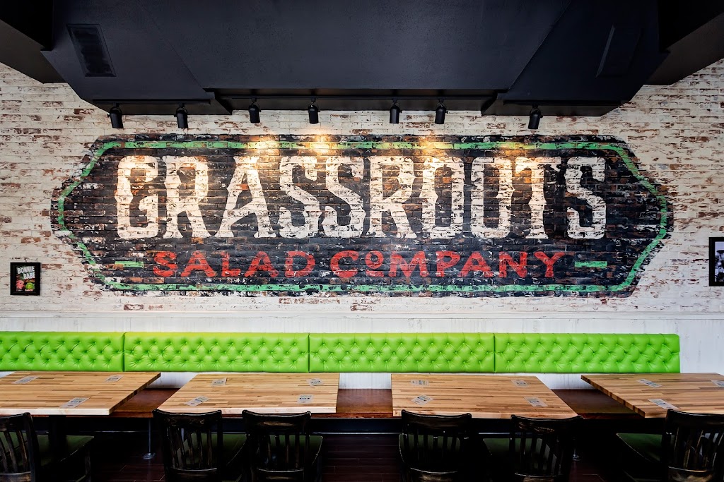 Grassroots Salad Company | restaurant | 607 N Water St, Milwaukee, WI 53202, USA | 4142494464 OR +1 414-249-4464