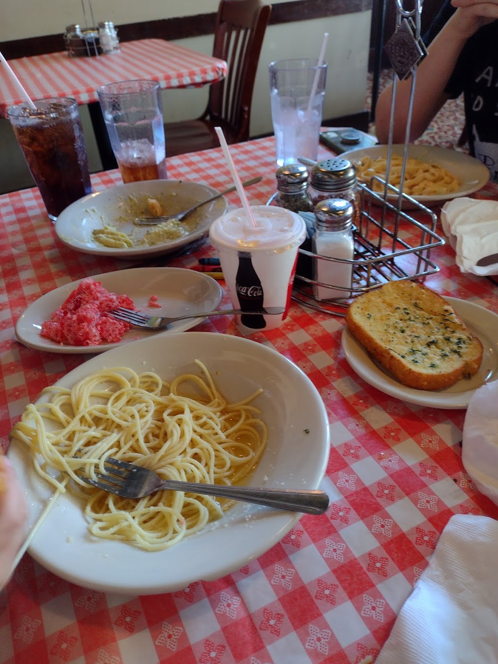 Spaghetti Works | restaurant | 310 Court Ave, Des Moines, IA 50309, USA | 5152432195 OR +1 515-243-2195