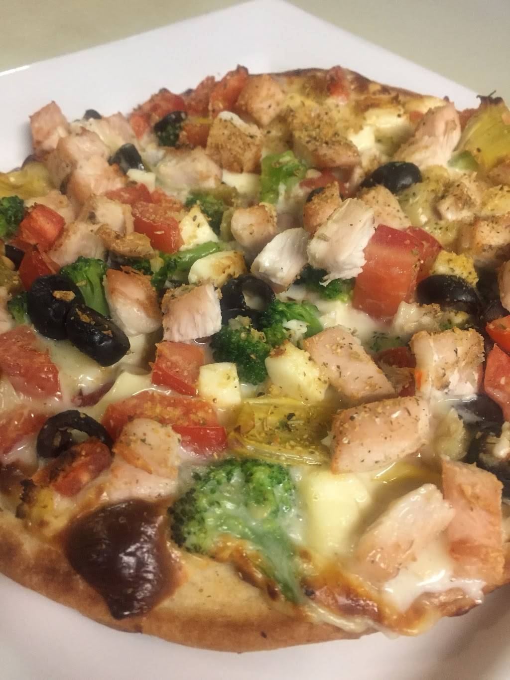 Gravity Restaurant & Bar | restaurant | 40 Gravity Planes Rd, Waymart, PA 18472, USA | 5704886918 OR +1 570-488-6918