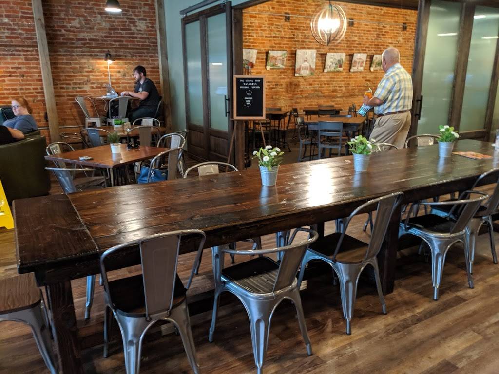 The Coffee Shop | restaurant | 1405 East W Main St, Humboldt, TN 38343, USA | 7313374100 OR +1 731-337-4100