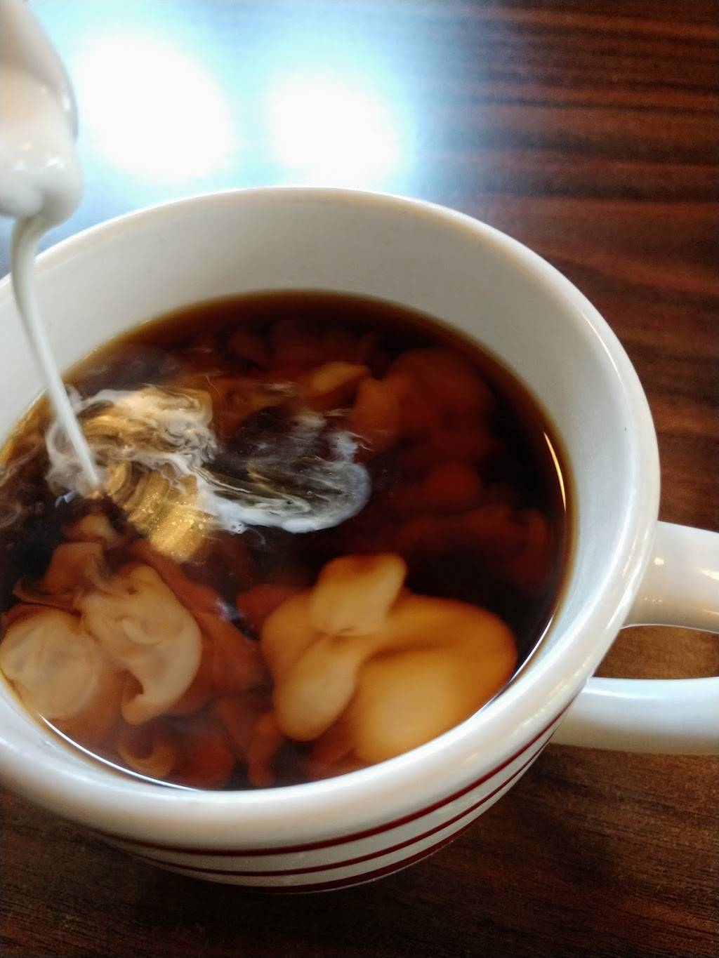 Bake Shop and Hollywood Cafe | restaurant | 1301 Broadway, Denison, IA 51442, USA | 7122635552 OR +1 712-263-5552