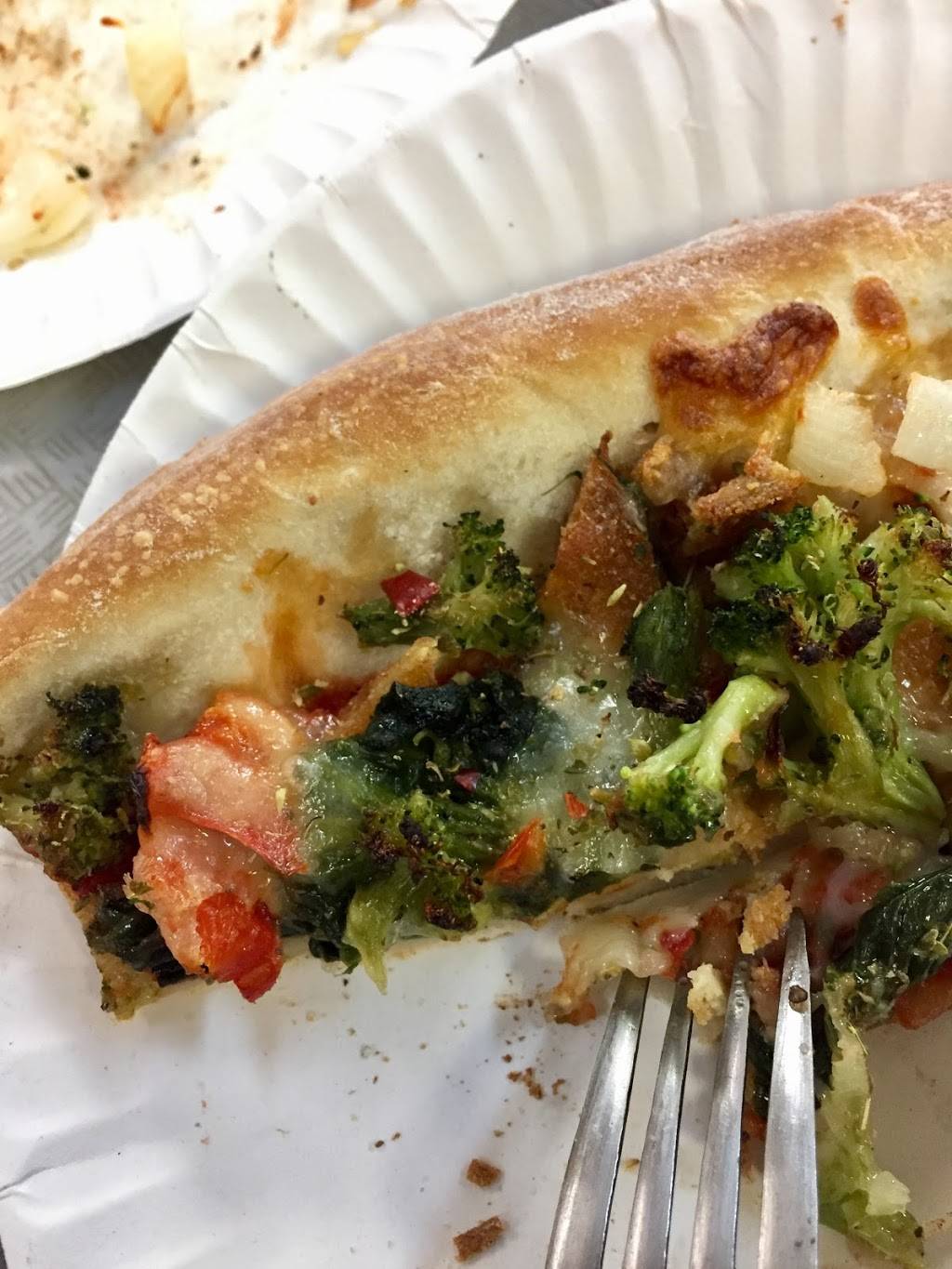 Domenicks Pizzeria | restaurant | 8774 Sutphin Blvd, Jamaica, NY 11435, USA | 7185230230 OR +1 718-523-0230