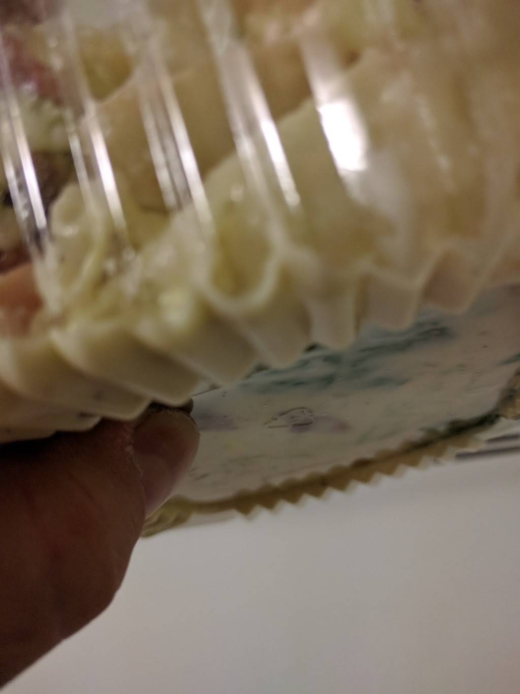 Tonys Famous Italian | restaurant | 458 Southdale Rd E, London, ON N6E 1A3, Canada | 5196852583 OR +1 519-685-2583