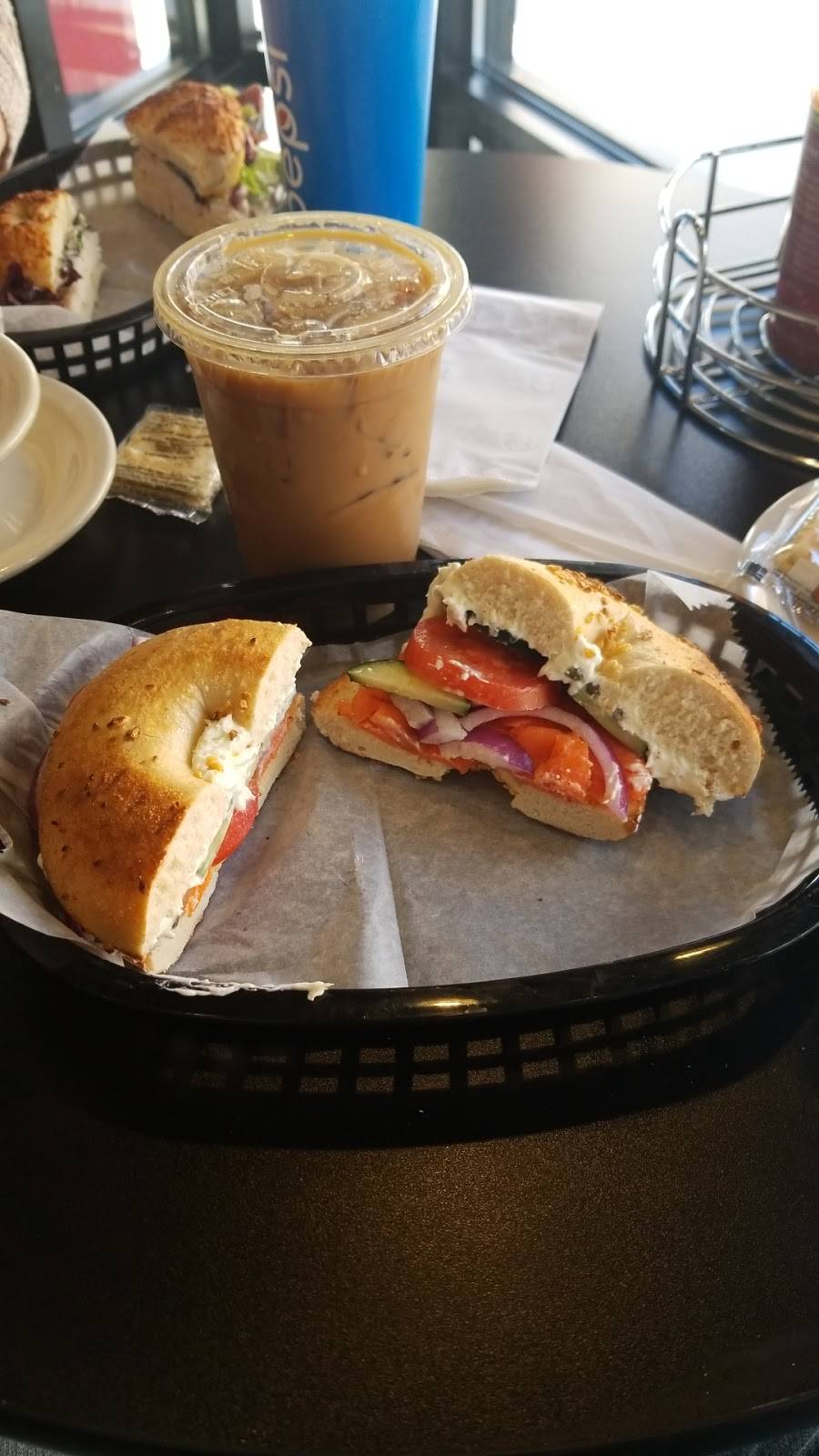 Bagelicious | meal takeaway | 101 E College Ave, Appleton, WI 54911, USA | 9203809097 OR +1 920-380-9097