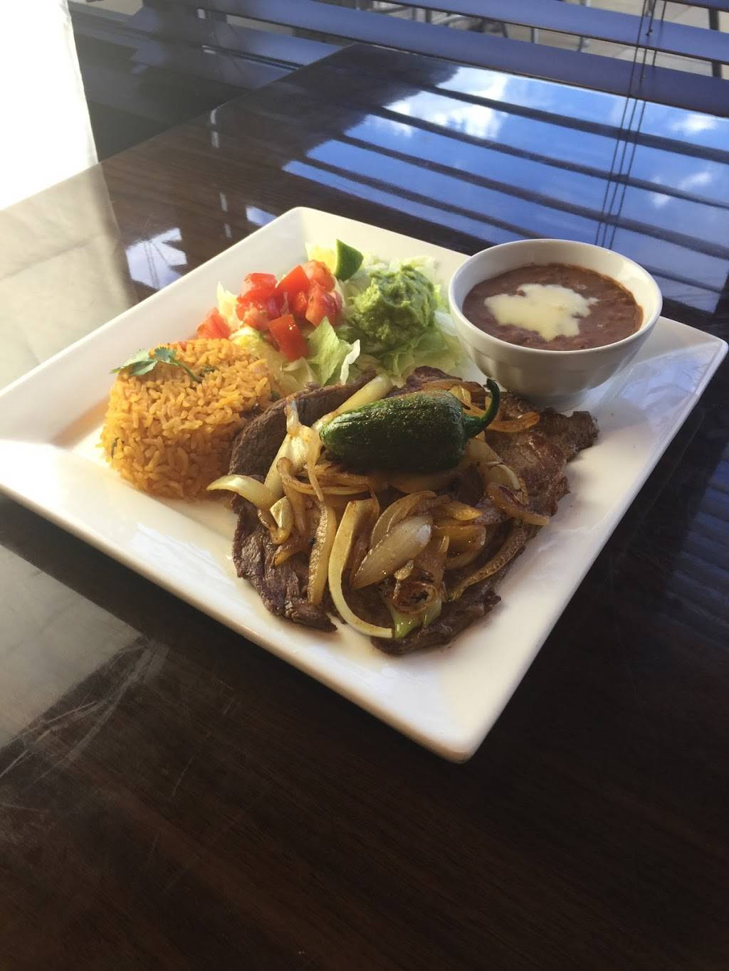 Rancheros Cocina Mexicana | restaurant | 134 E Alex Bell Rd, Centerville, OH 45459, USA | 9372627505 OR +1 937-262-7505